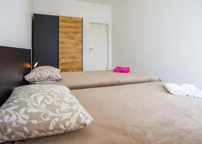 Peljesac Apartment *