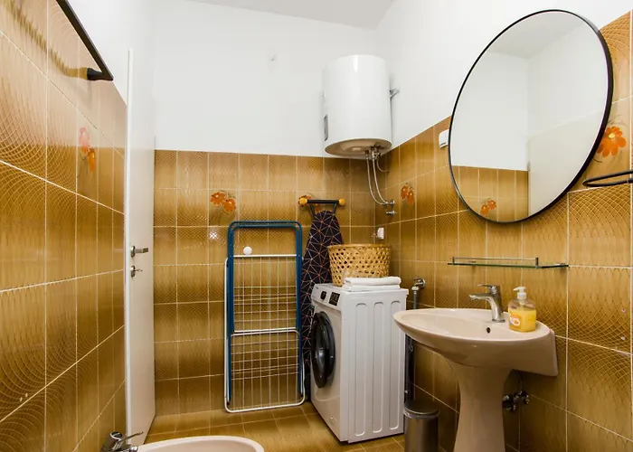 Peljesac Apartment *